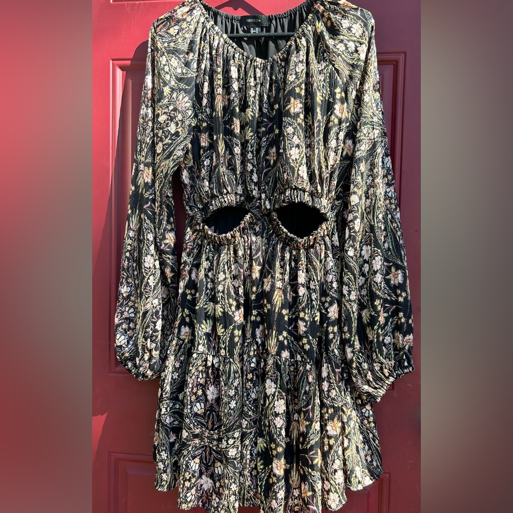 Forever 21+ size 0X dress with side cut- outs